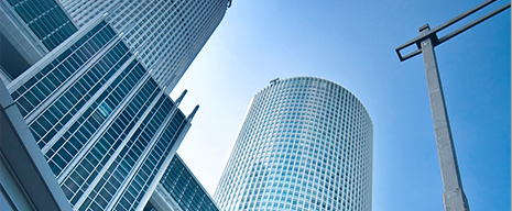 本業に専念するためには、専門家を。開業支援サービス