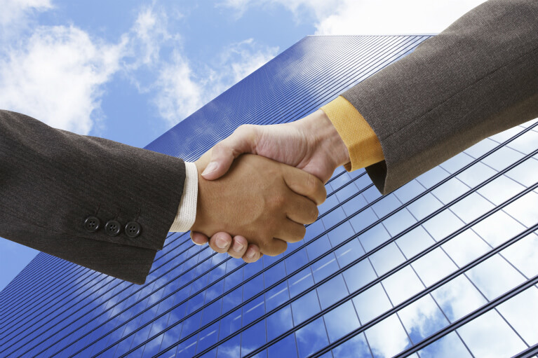 個人事業主として起業をお考えの方へ